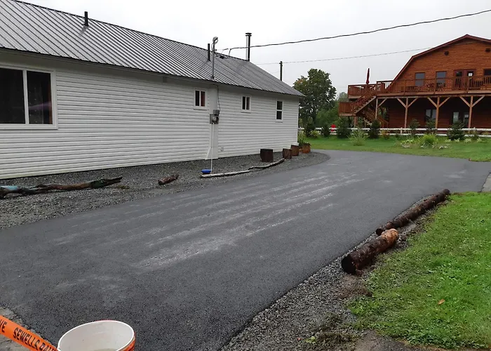 Big Axe Bed & Breakfast